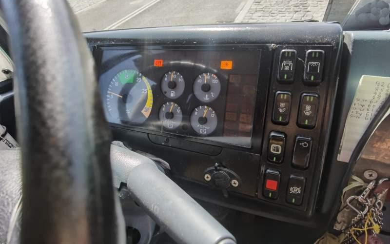 Mercedes-Benz Vario 814D 38+12 - Suburban bus: picture 5 Mercedes-Benz Vario 814D 38+12 - Suburban bus: picture 5