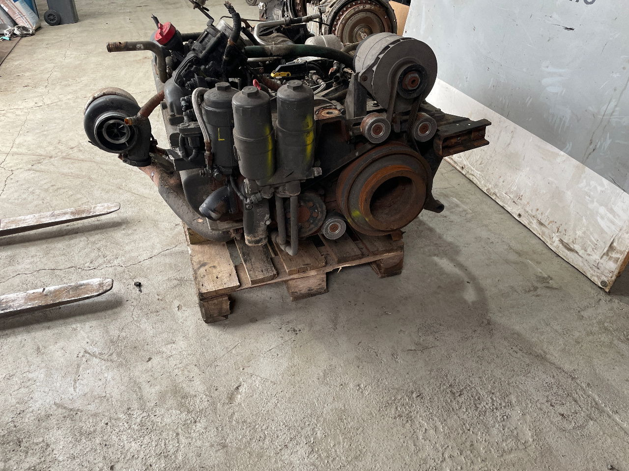 Mercedes-Benz Mercedes Motor OM 457 HLA Citaro LE EEV OM457HLA 457964 Tourismo - Engine for Bus: picture 2 Mercedes-Benz Mercedes Motor OM 457 HLA Citaro LE EEV OM457HLA 457964 Tourismo - Engine for Bus: picture 2