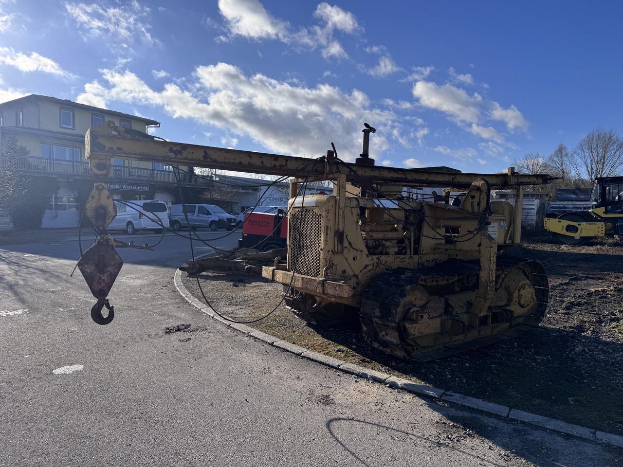 Pipe layer CATERPILLAR D 4 B: picture 13