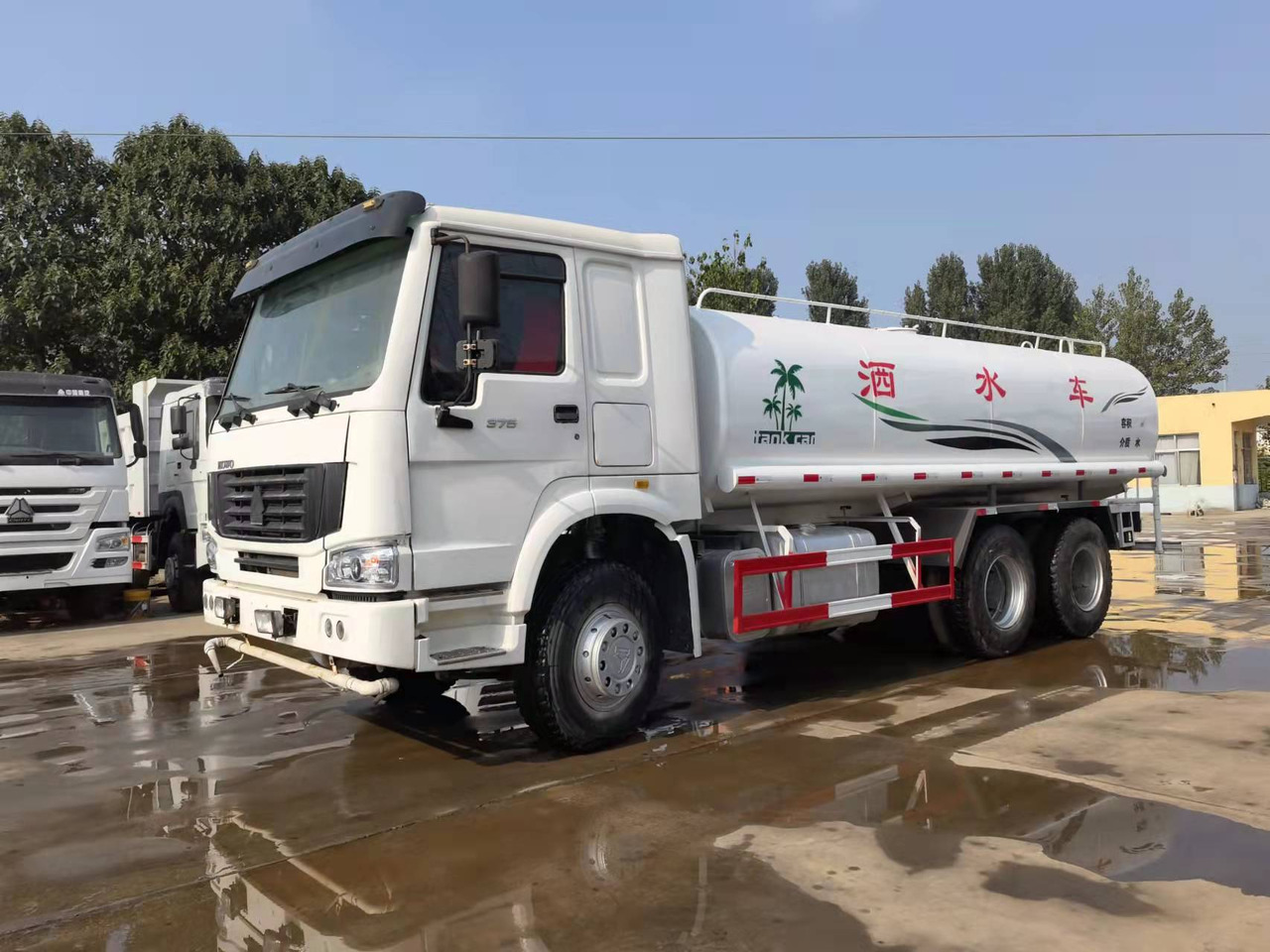 HOWO 336-371 - Tank truck: picture 1 HOWO 336-371 - Tank truck: picture 1