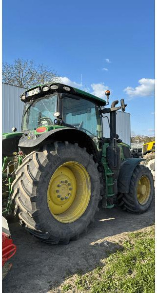 JOHN DEERE 6195R - Farm tractor: picture 2 JOHN DEERE 6195R - Farm tractor: picture 2