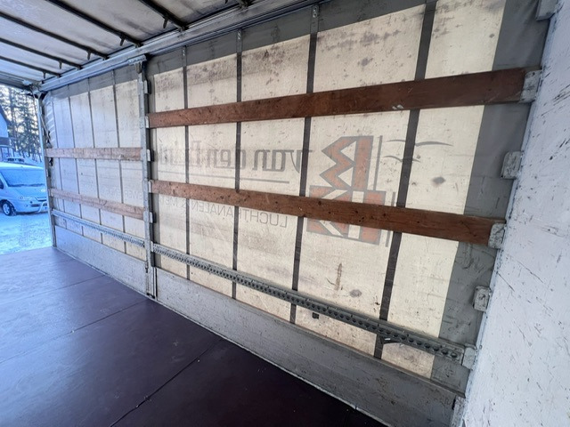 Curtainsider truck RENAULT Midlum 150 crew cabin 1+5: picture 16