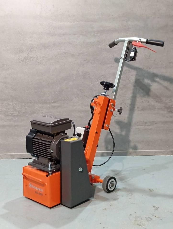 Husqvarna CG 200E - Construction equipment: picture 3 Husqvarna CG 200E - Construction equipment: picture 3