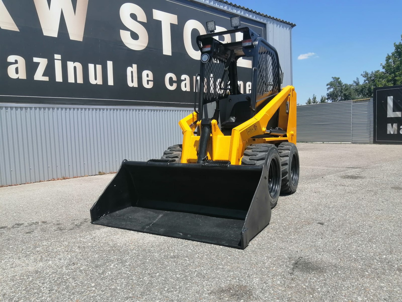 Bobcat SKID TYRE FRONT LOADER RAM ITALY - Skid steer loader: picture 1 Bobcat SKID TYRE FRONT LOADER RAM ITALY - Skid steer loader: picture 1