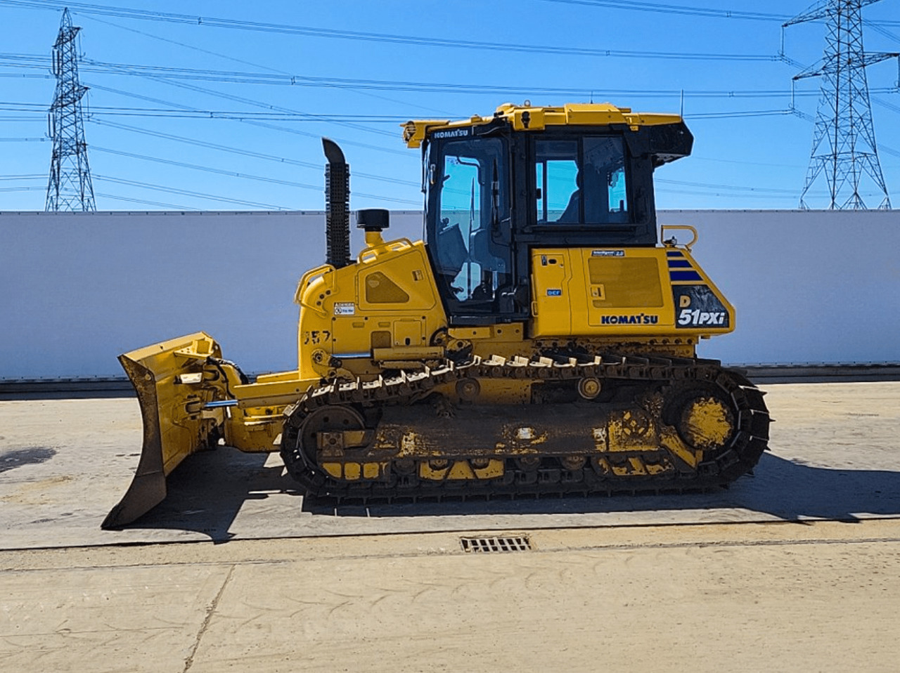Komatsu D51PXI-24 Buldozer, TOP !!! - Bulldozer: picture 2 Komatsu D51PXI-24 Buldozer, TOP !!! - Bulldozer: picture 2
