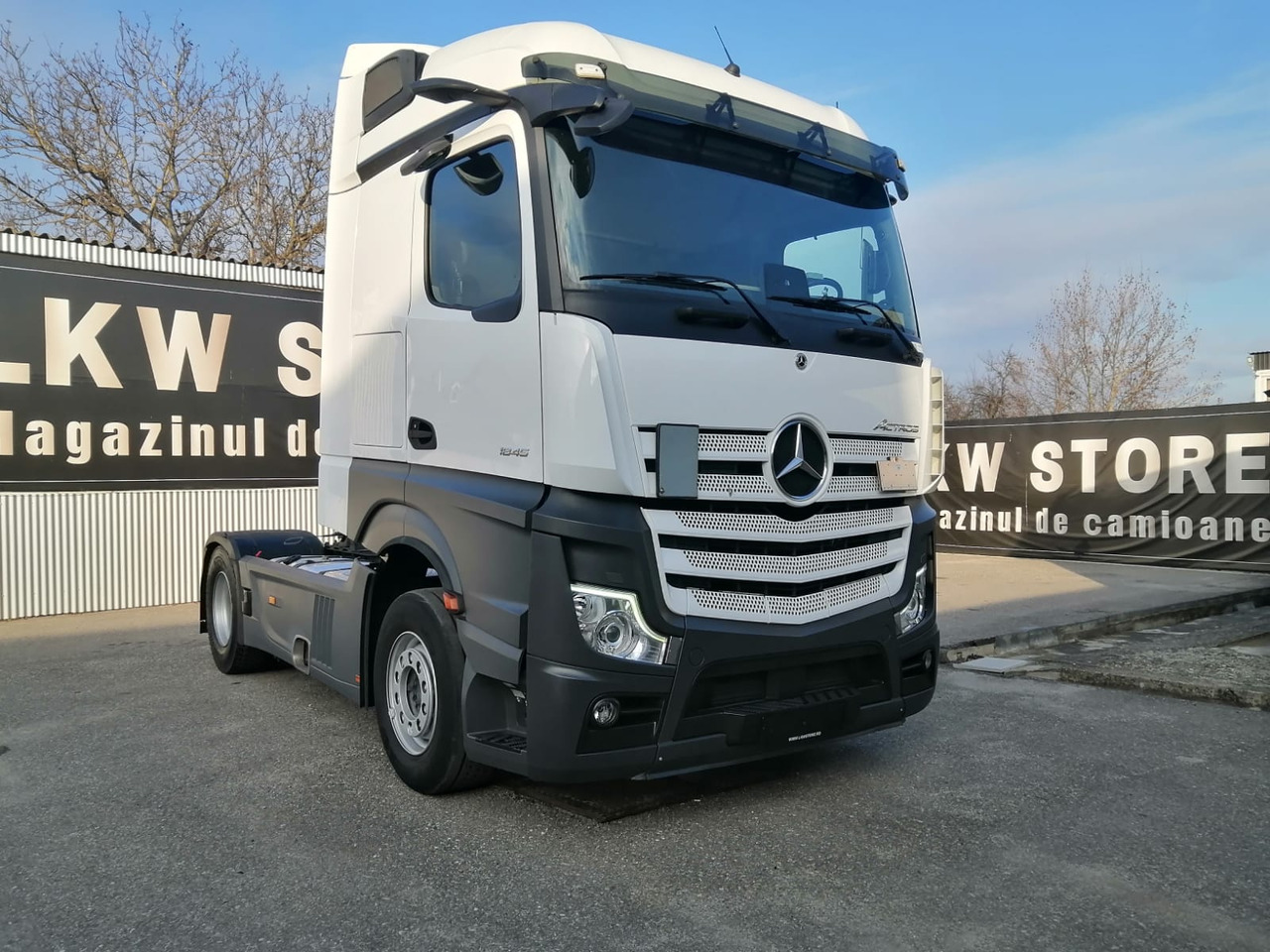 Mercedes-Benz Actros 1845 LS, BIG SPACE, TOP!!! - Tractor unit: picture 3 Mercedes-Benz Actros 1845 LS, BIG SPACE, TOP!!! - Tractor unit: picture 3