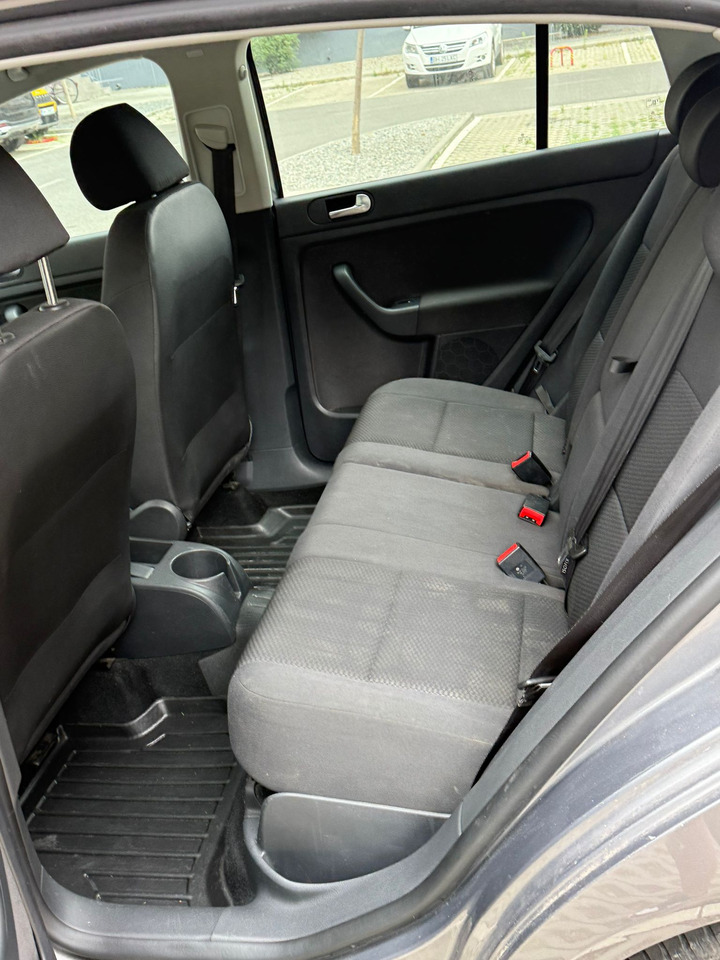 Volkswagen Golf Plus 1.6 TDI - Car: picture 4 Volkswagen Golf Plus 1.6 TDI - Car: picture 4