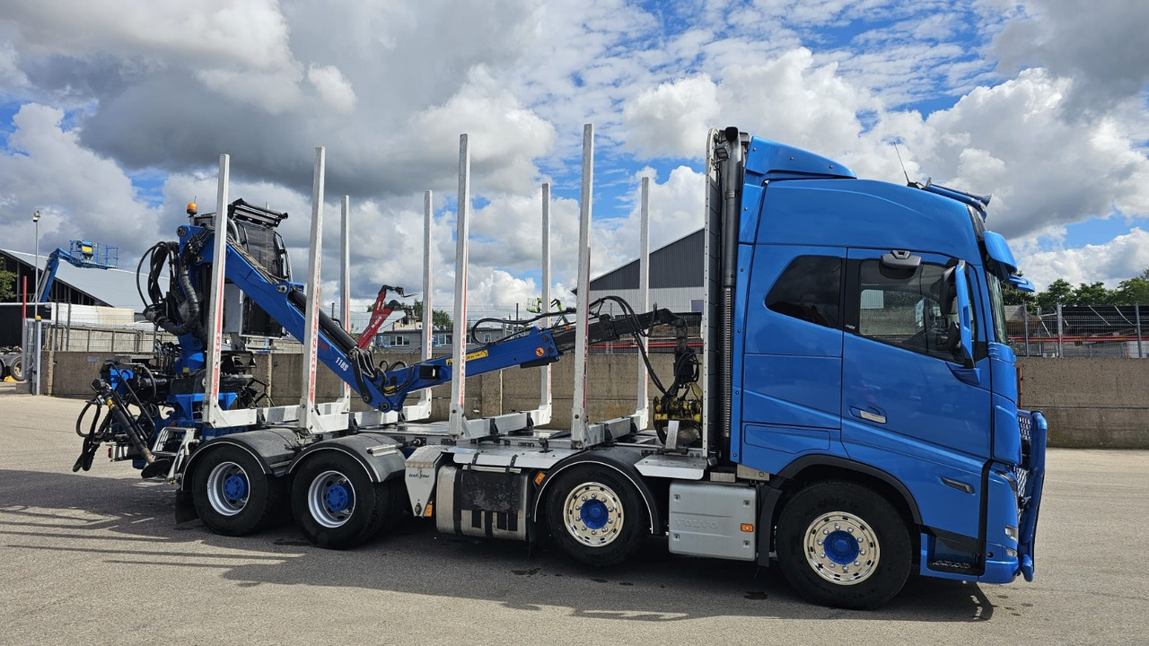 Volvo FH 750 Timber Truck - Log truck, Crane truck: picture 3 Volvo FH 750 Timber Truck - Log truck, Crane truck: picture 3