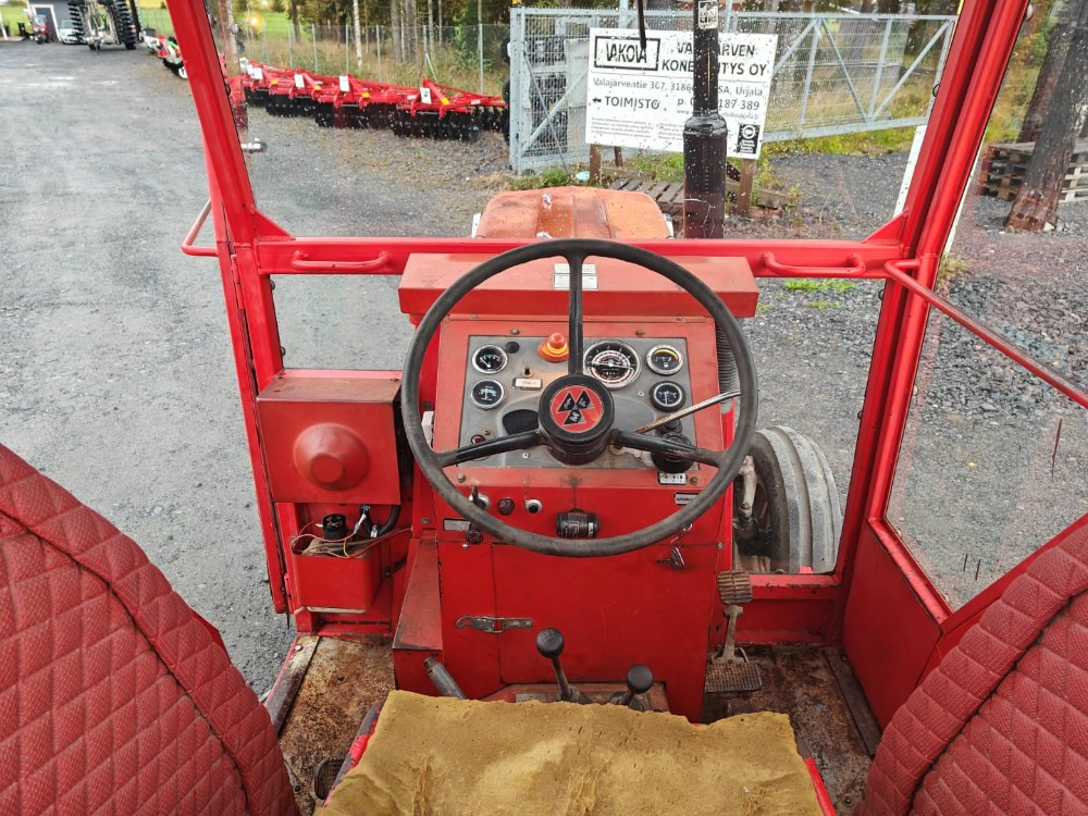 Farm tractor Massey Ferguson 165S Lisähydrauliikalla, katso video!: picture 17