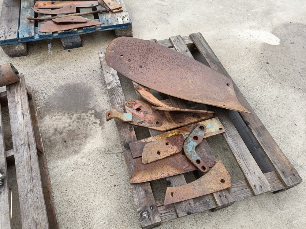 Överum CV398H Paluuauran purkuosia - Plow: picture 4 Överum CV398H Paluuauran purkuosia - Plow: picture 4