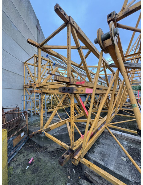 Liebherr TOWER SECTION 63LC 11,7m - Tower crane: picture 1 Liebherr TOWER SECTION 63LC 11,7m - Tower crane: picture 1