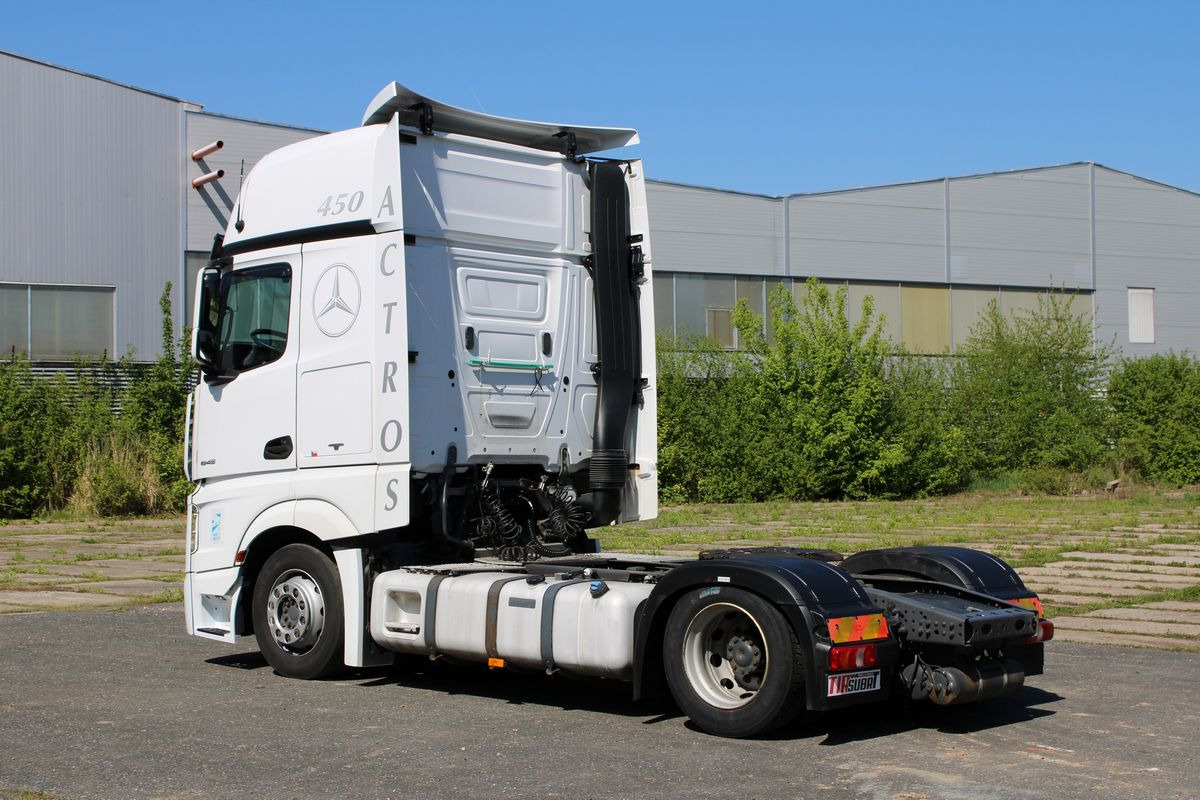 Mercedes-Benz Actros 1845 - Tractor unit: picture 3 Mercedes-Benz Actros 1845 - Tractor unit: picture 3