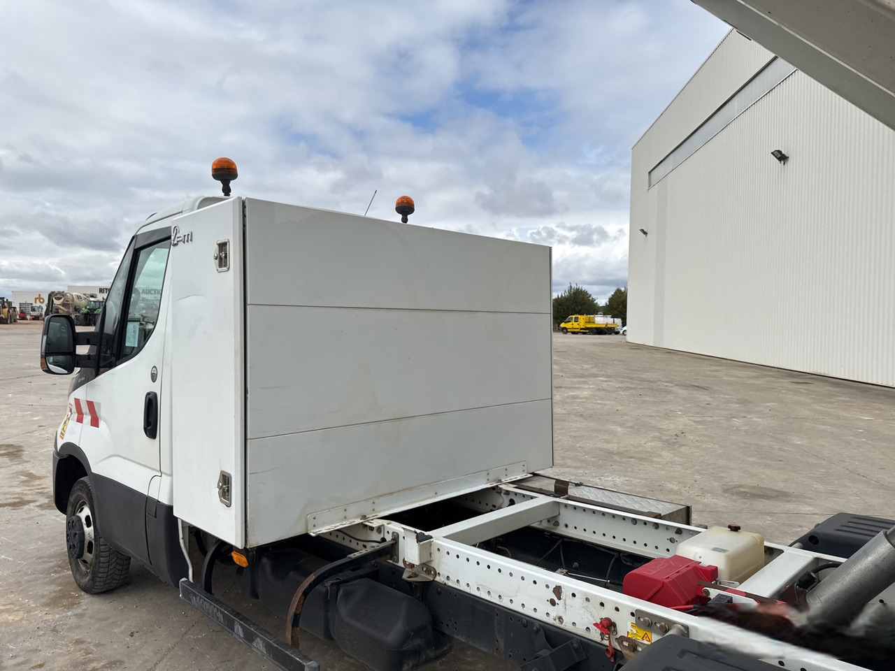 Tipper IVECO DAILY 35-150: picture 16