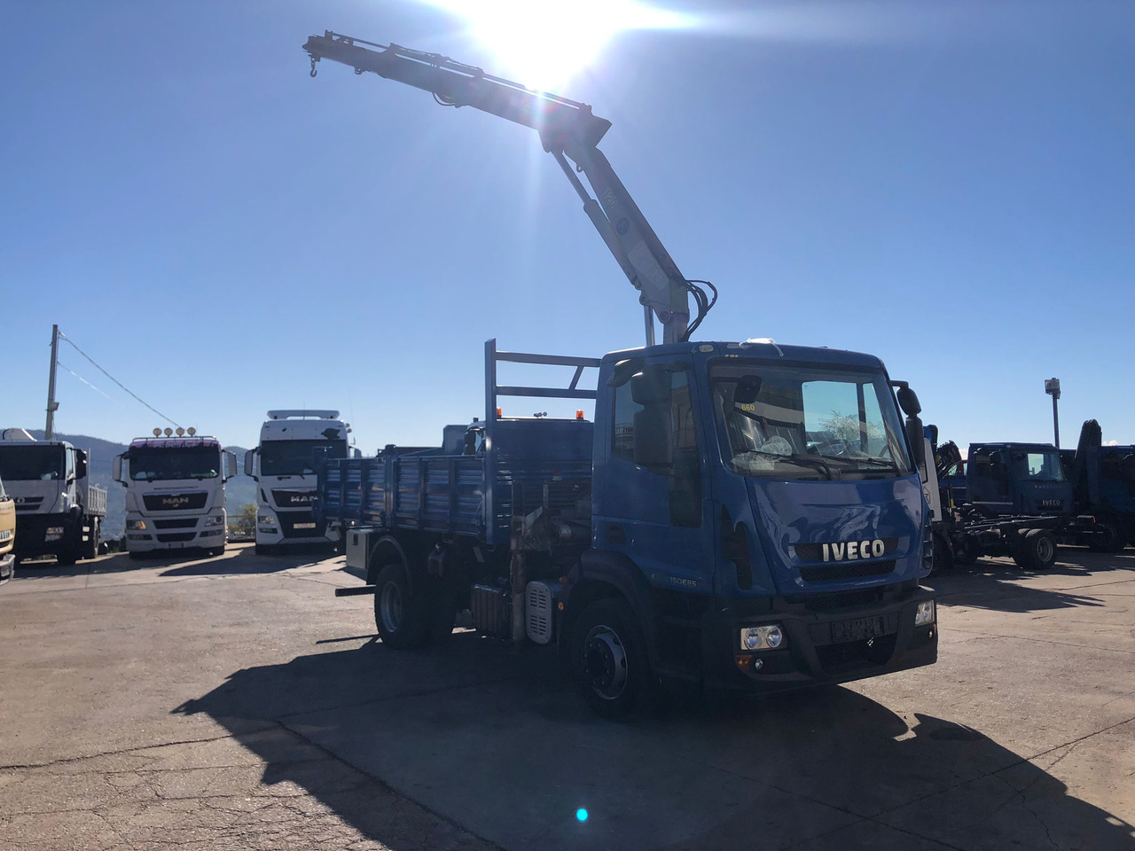 Crane truck IVECO EUROCARGO 150E25P: picture 31