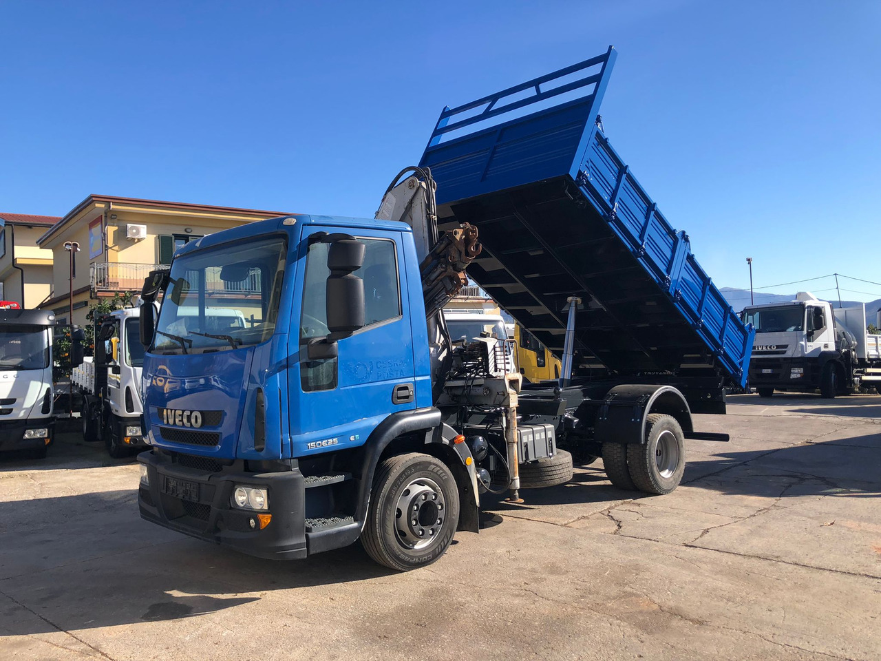 Crane truck IVECO EUROCARGO 150E25P: picture 9