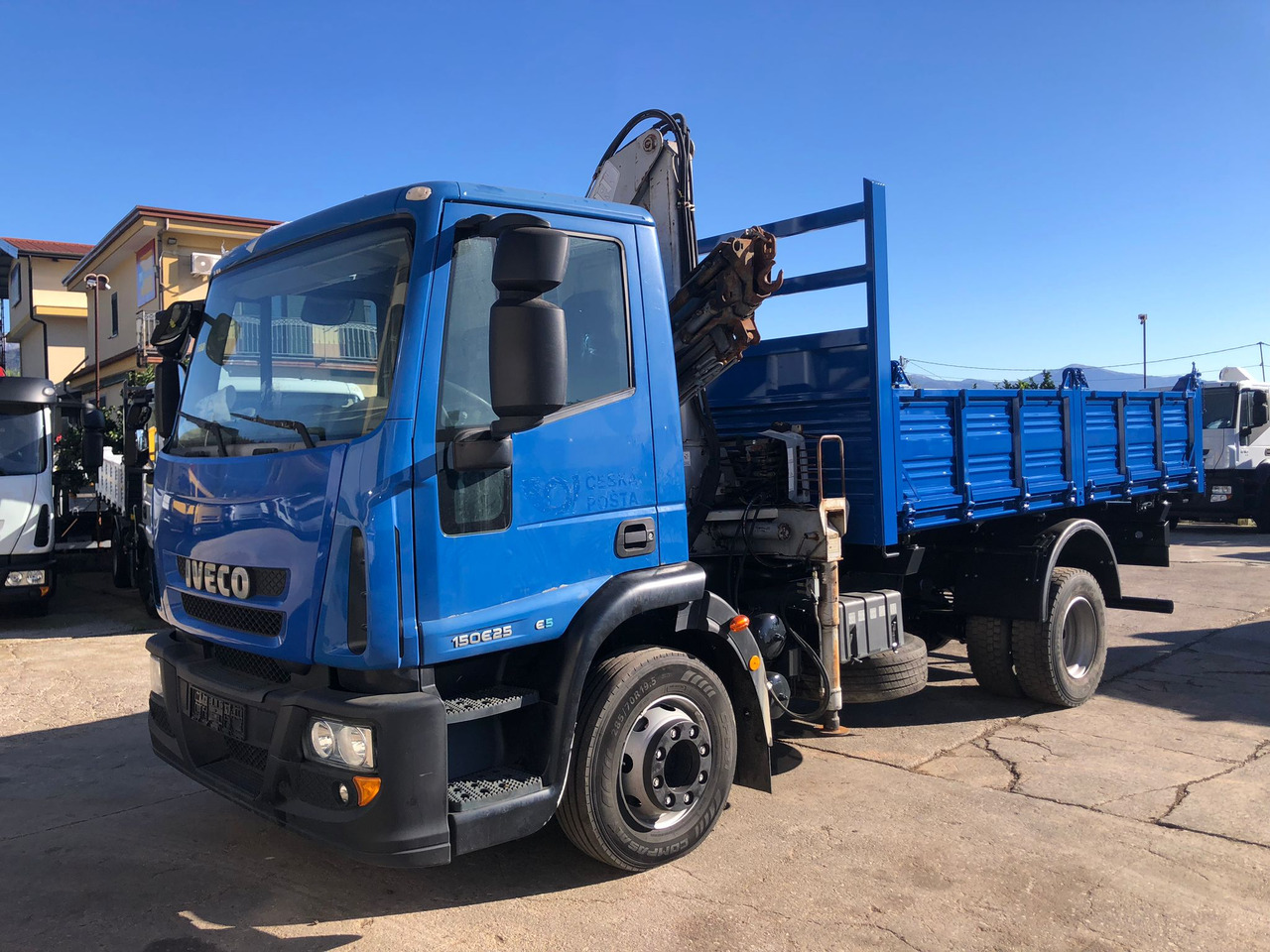 Crane truck IVECO EUROCARGO 150E25P: picture 23