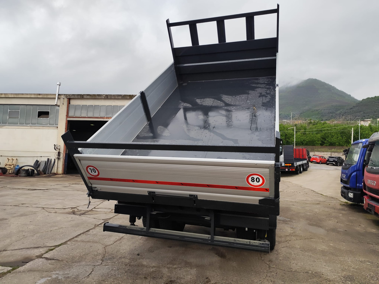 Crane truck IVECO EUROCARGO 190EL25: picture 6