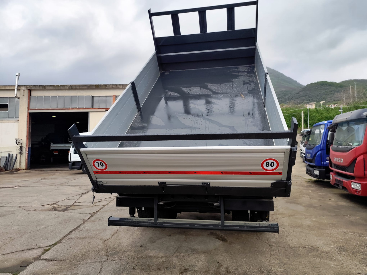 Crane truck IVECO EUROCARGO 190EL25: picture 7