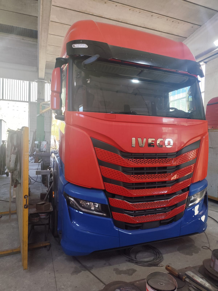 IVECO S-WAY AS260S48 Y - Cab chassis truck: picture 1 IVECO S-WAY AS260S48 Y - Cab chassis truck: picture 1