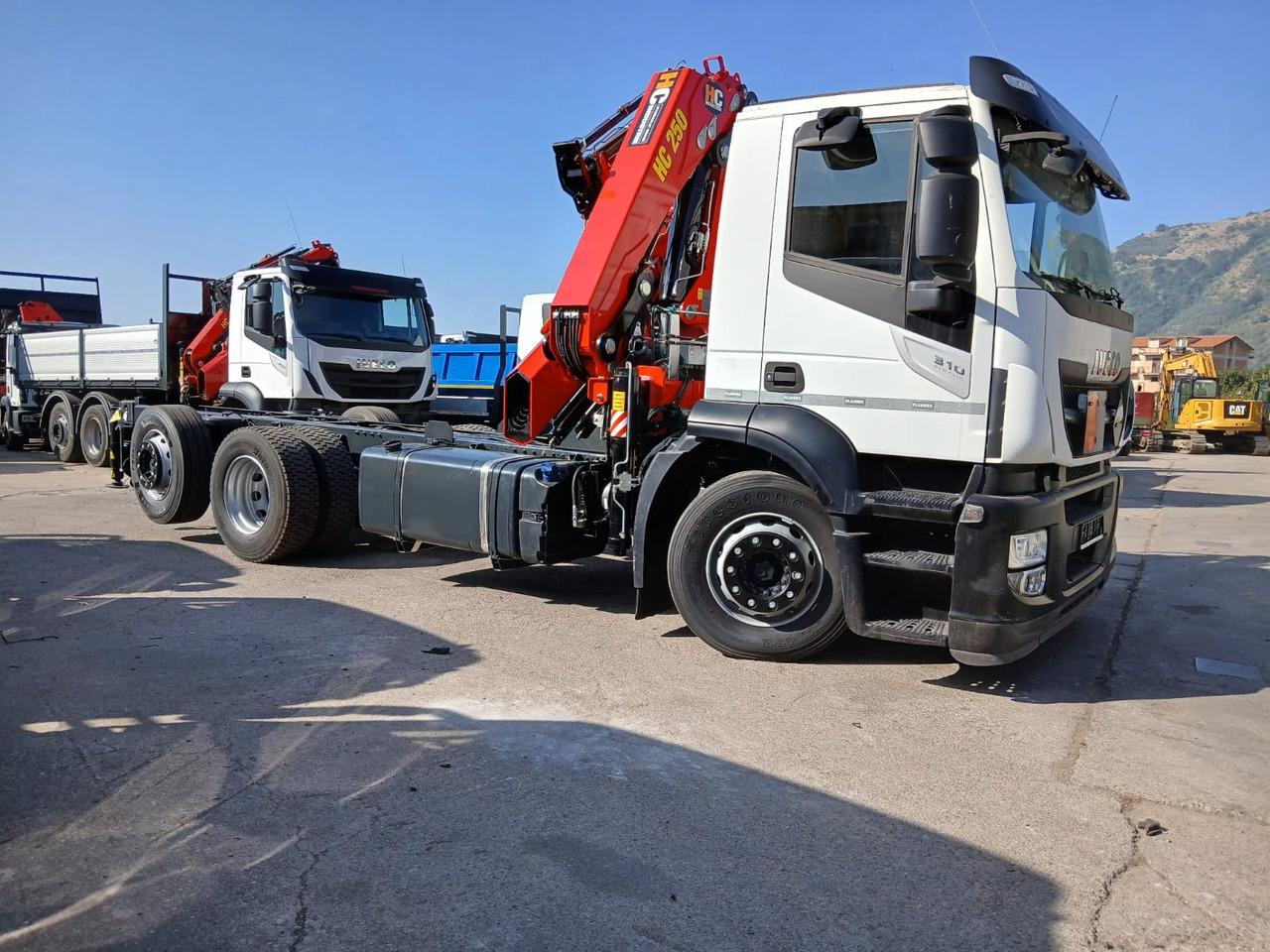 Crane truck IVECO STRALIS AD 260S31 XP: picture 23
