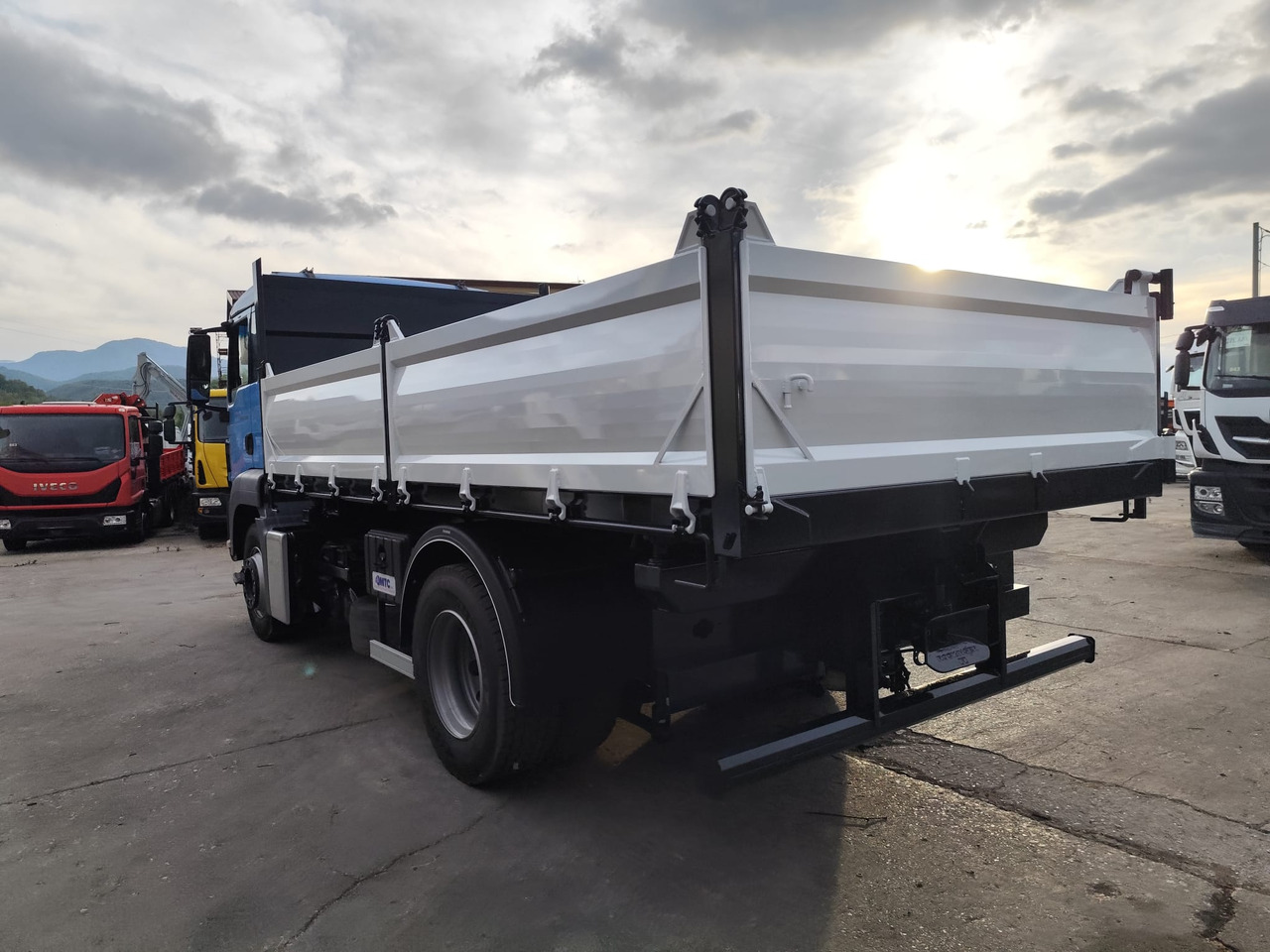 MAN TGS 18.360 - Tipper: picture 4 MAN TGS 18.360 - Tipper: picture 4