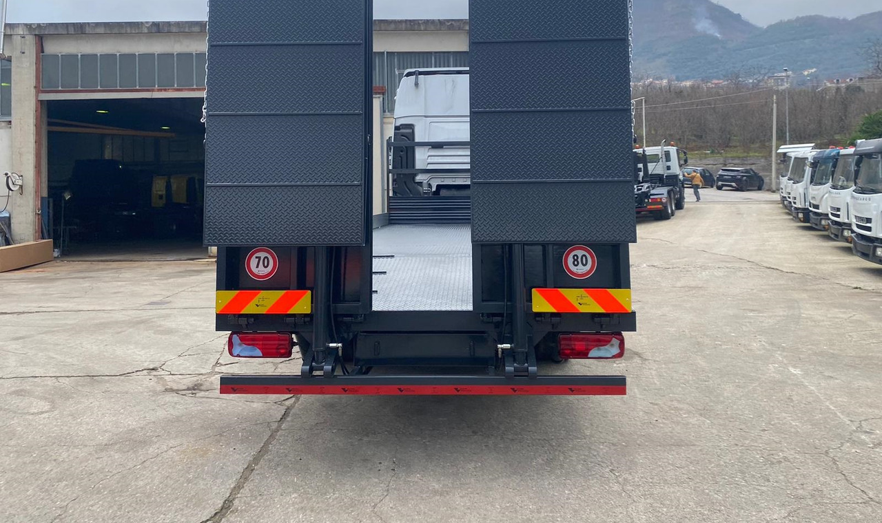 MAN TGX 26.480 - Dropside/ Flatbed truck: picture 2 MAN TGX 26.480 - Dropside/ Flatbed truck: picture 2