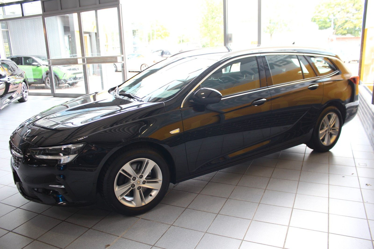Opel Insignia B ST AT-9 Elegance IntelliLux-LED AGR - Car: picture 5 Opel Insignia B ST AT-9 Elegance IntelliLux-LED AGR - Car: picture 5