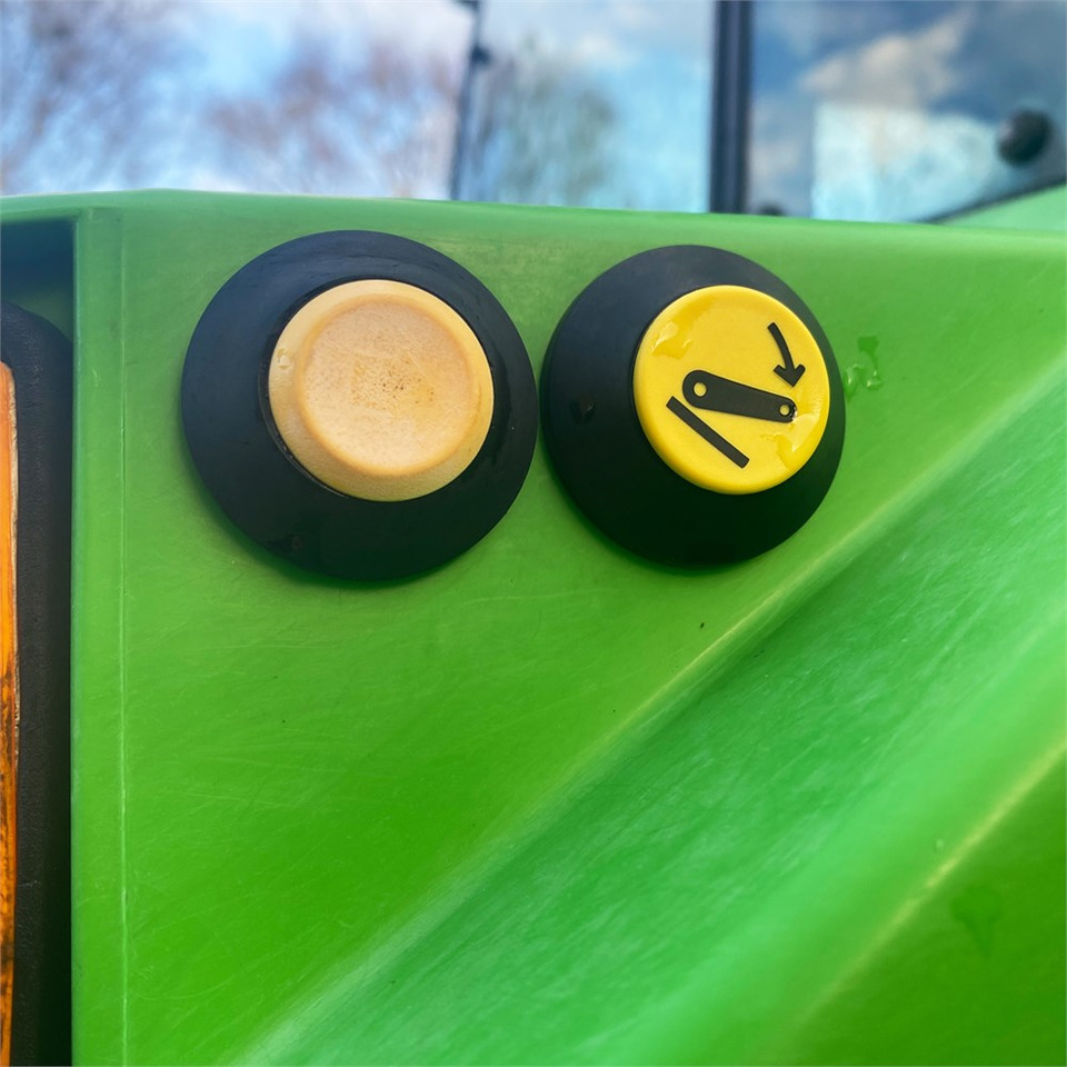 Deutz-Fahr DX 4.71 - Farm tractor: picture 5 Deutz-Fahr DX 4.71 - Farm tractor: picture 5