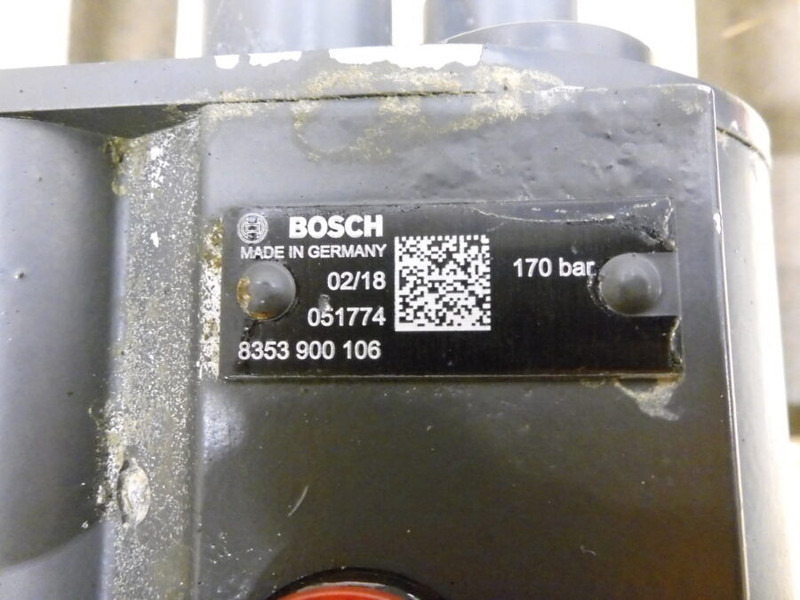 Bosch Actros MP4 - Steering pump: picture 2 Bosch Actros MP4 - Steering pump: picture 2