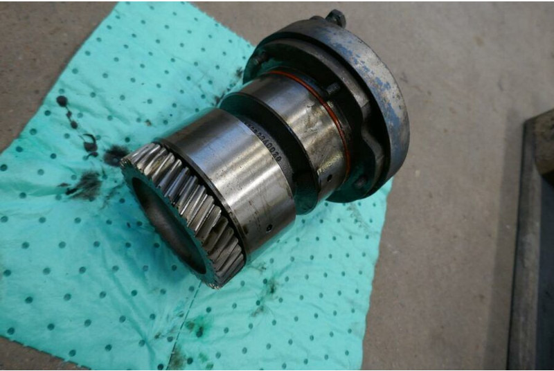 Mercedes-Benz Actros MP4 - Axle and parts: picture 2 Mercedes-Benz Actros MP4 - Axle and parts: picture 2