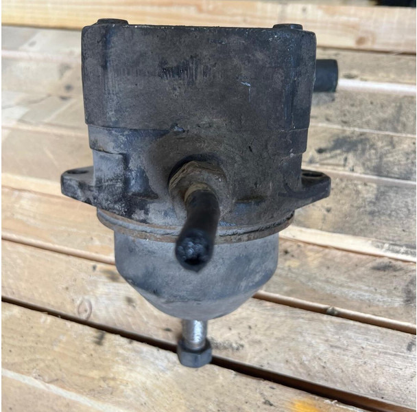 Volvo B12 - Hydraulic motor: picture 4 Volvo B12 - Hydraulic motor: picture 4