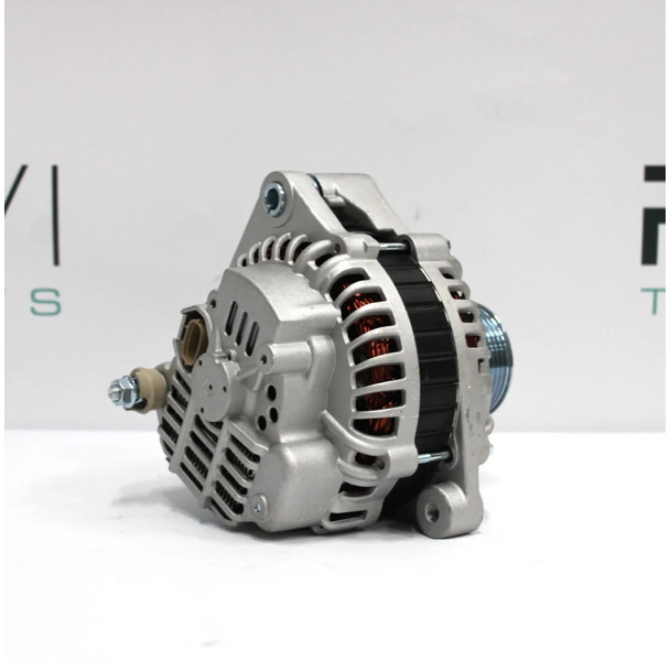 Iveco Hiway Dynamo 5802122270 | 5802122271 5801315646 Nieuw! - Alternator for Truck: picture 2 Iveco Hiway Dynamo 5802122270 | 5802122271 5801315646 Nieuw! - Alternator for Truck: picture 2