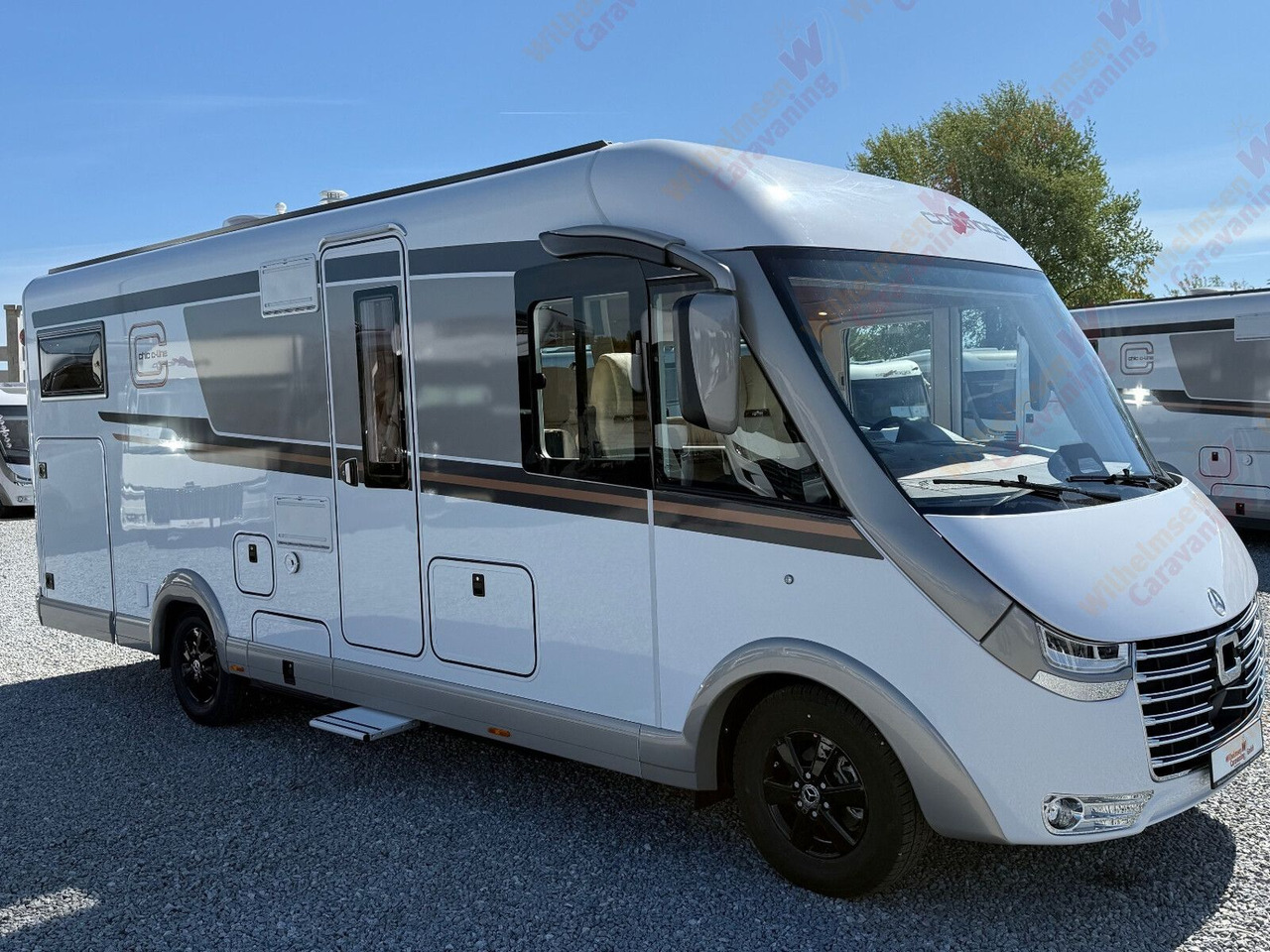 Carthago chic c-line I 4.9 LE Mercedes*MJ25*Alde*Sky*TV* - Integrated motorhome: picture 1 Carthago chic c-line I 4.9 LE Mercedes*MJ25*Alde*Sky*TV* - Integrated motorhome: picture 1