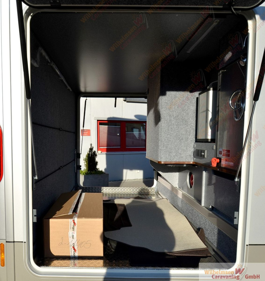 Carthago chic s-plus I 50 LE Hubstützen| Fahrassi.|Komfo. - Integrated motorhome: picture 4 Carthago chic s-plus I 50 LE Hubstützen| Fahrassi.|Komfo. - Integrated motorhome: picture 4