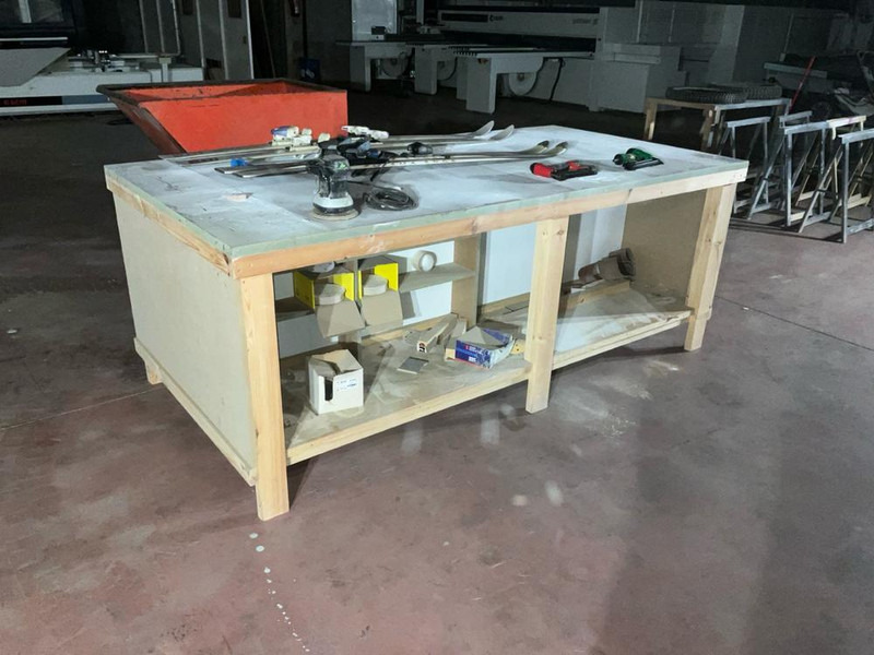 Onbekend - Workshop equipment: picture 2 Onbekend - Workshop equipment: picture 2