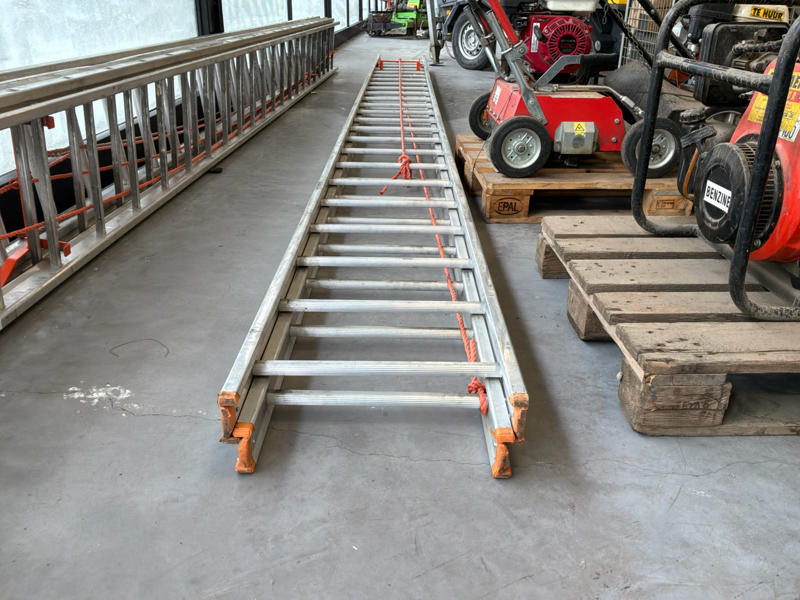 Petry OLR224 - Workshop equipment: picture 4 Petry OLR224 - Workshop equipment: picture 4