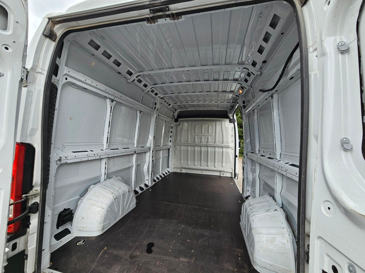 Leasing of  Opel MOVANO DUCATO L3H2 erst 35tkm Leichter unfall Opel MOVANO DUCATO L3H2 erst 35tkm Leichter unfall: picture 6