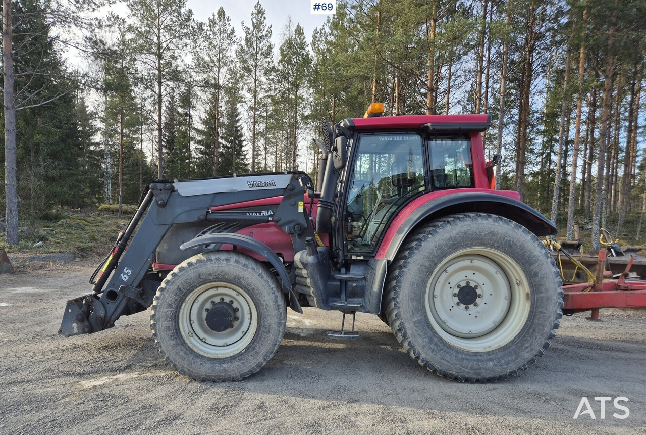 Valtra T182 - Farm tractor: picture 3 Valtra T182 - Farm tractor: picture 3