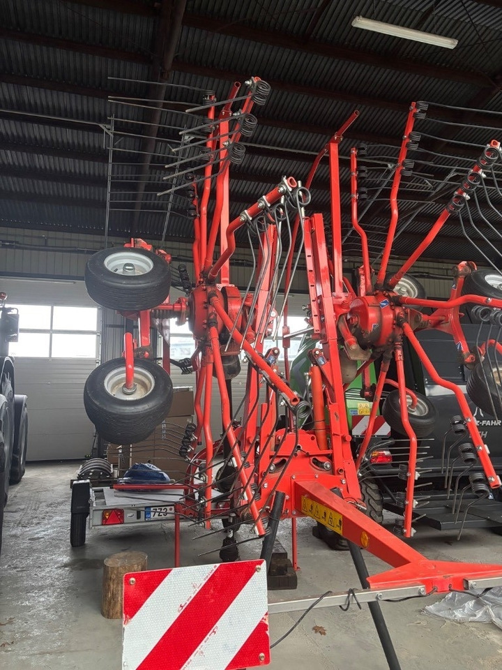 Kuhn GA6501 Schwader Kreiselschwader - Tedder/ Rake: picture 3 Kuhn GA6501 Schwader Kreiselschwader - Tedder/ Rake: picture 3