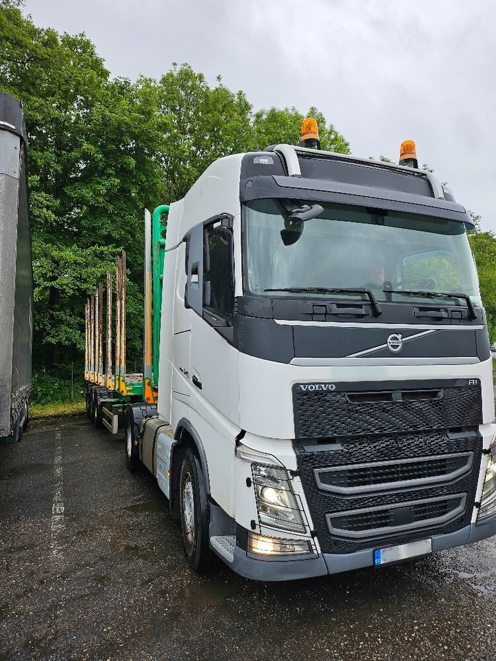 Volvo FH 540 - Log truck: picture 2 Volvo FH 540 - Log truck: picture 2