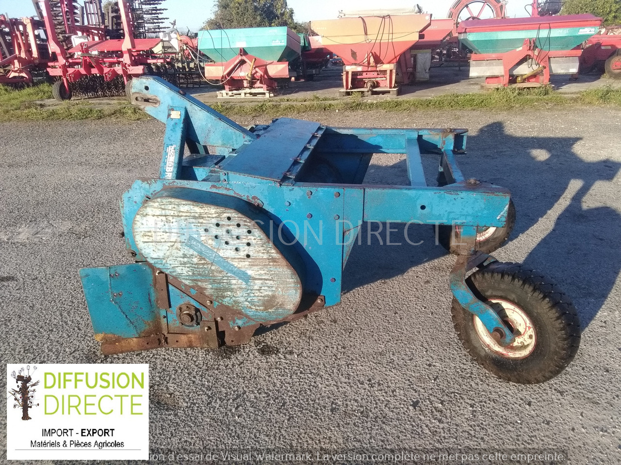 BRUNET BROYEUR A SARMENTS BRM 125 - Flail mower/ Mulcher: picture 1 BRUNET BROYEUR A SARMENTS BRM 125 - Flail mower/ Mulcher: picture 1