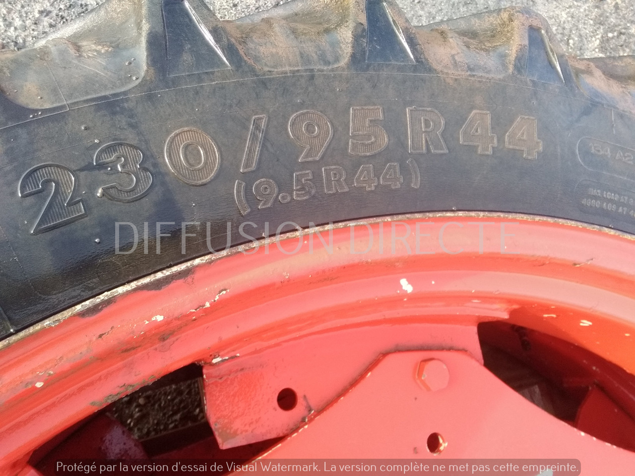 KLEBER ROUES CEREALIERES - Wheels and tires for Agricultural machinery: picture 3 KLEBER ROUES CEREALIERES - Wheels and tires for Agricultural machinery: picture 3