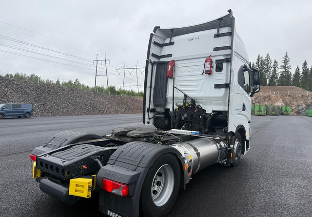 Iveco S-Way 460 4x2 LNG / LBG - Tractor unit: picture 5 Iveco S-Way 460 4x2 LNG / LBG - Tractor unit: picture 5