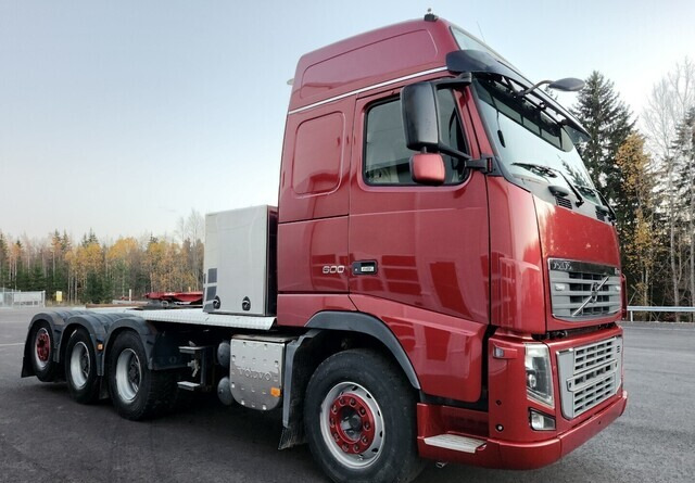 Volvo FH16 600 8x4 - Tractor unit: picture 5 Volvo FH16 600 8x4 - Tractor unit: picture 5