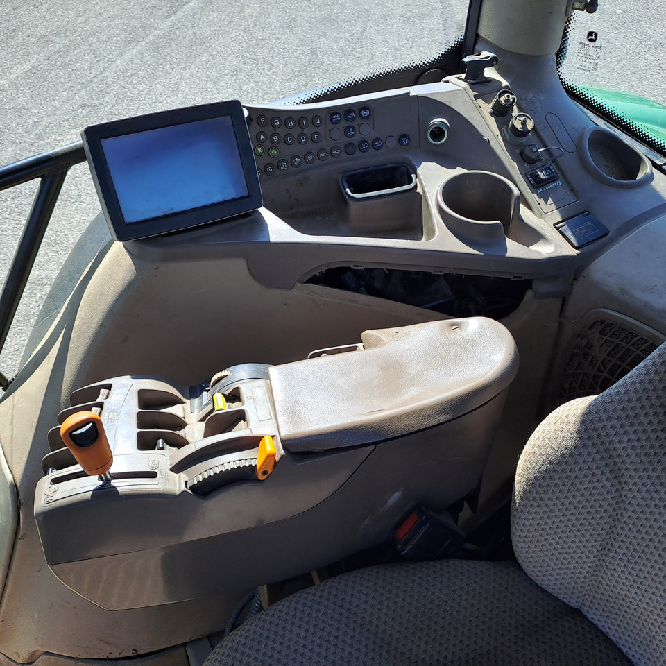 Farm tractor JOHN DEERE  6210R - ASTA AGRIBERTOCCHI: picture 6