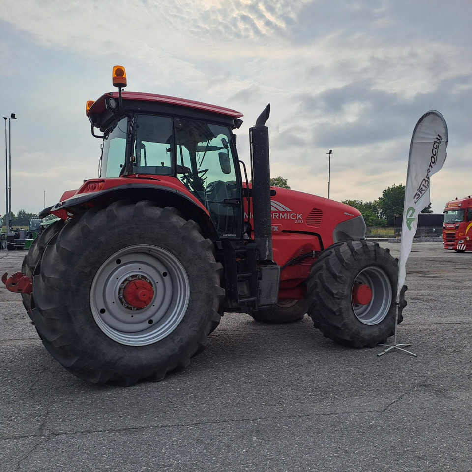Mc CORMICK ZTX 230 - Farm tractor: picture 3 Mc CORMICK ZTX 230 - Farm tractor: picture 3