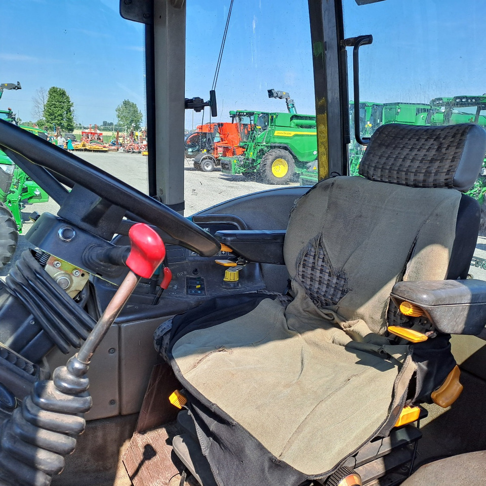 Farm tractor RENAULT ARES 720 RZ: picture 9