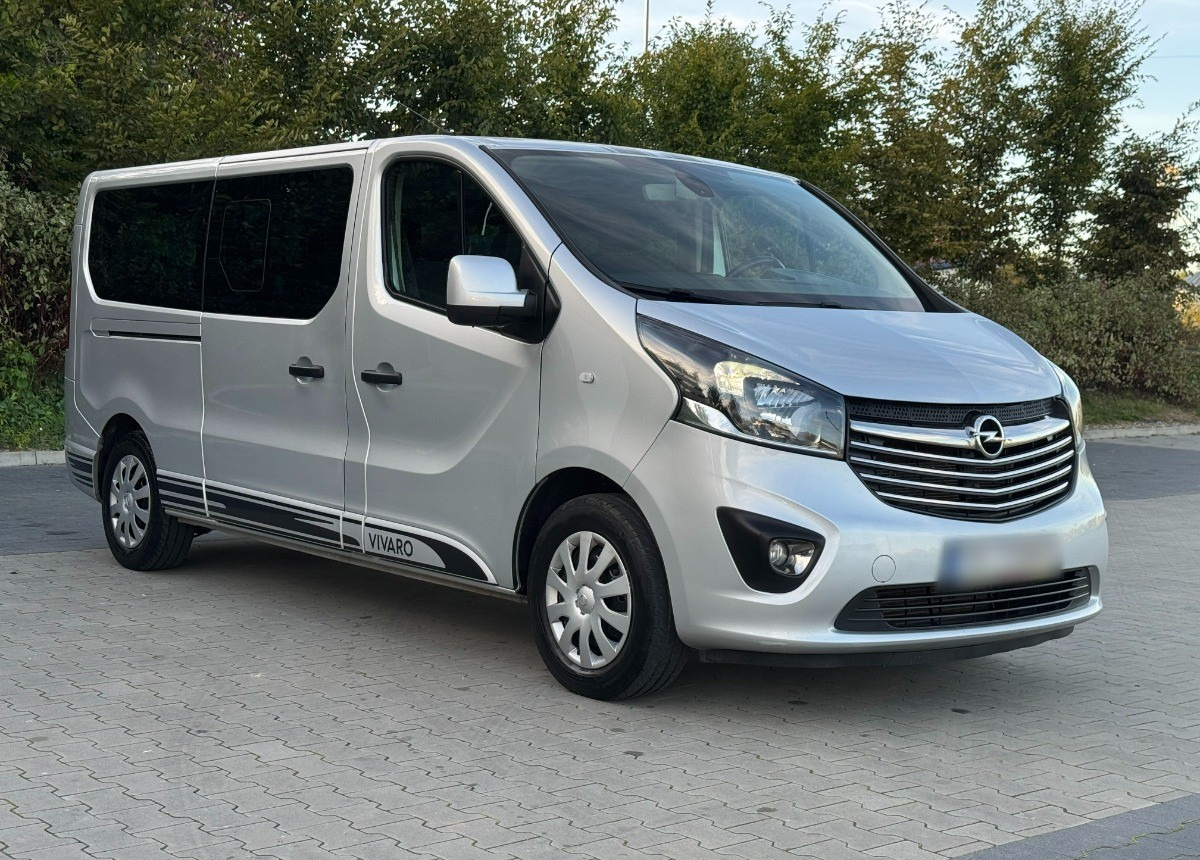 Opel Vivaro 1.6 DCI 145KM 9 osobowy Nawiewy góra dół DOINWESTOWANY Super stan - Station wagon: picture 2 Opel Vivaro 1.6 DCI 145KM 9 osobowy Nawiewy góra dół DOINWESTOWANY Super stan - Station wagon: picture 2
