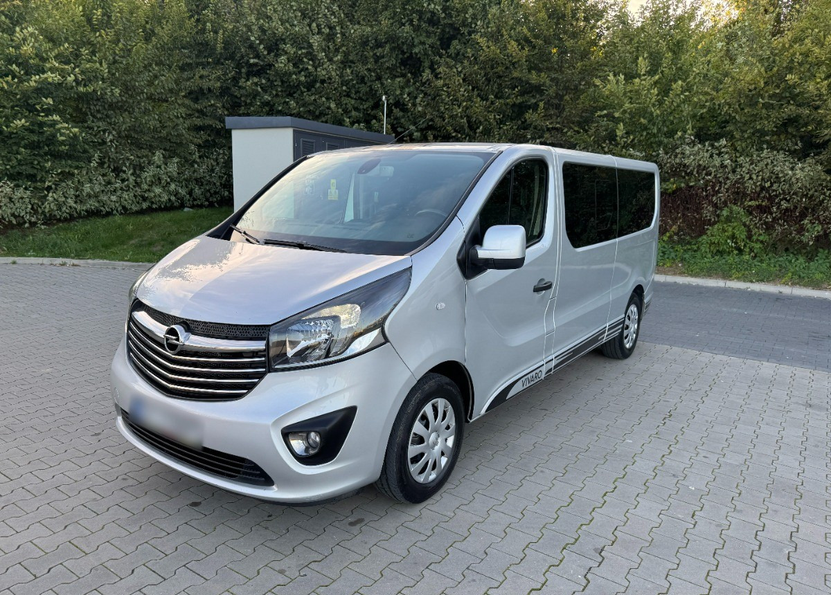 Station wagon Opel Vivaro 1.6 DCI 145KM 9 osobowy Nawiewy góra dół DOINWESTOWANY Super stan: picture 12