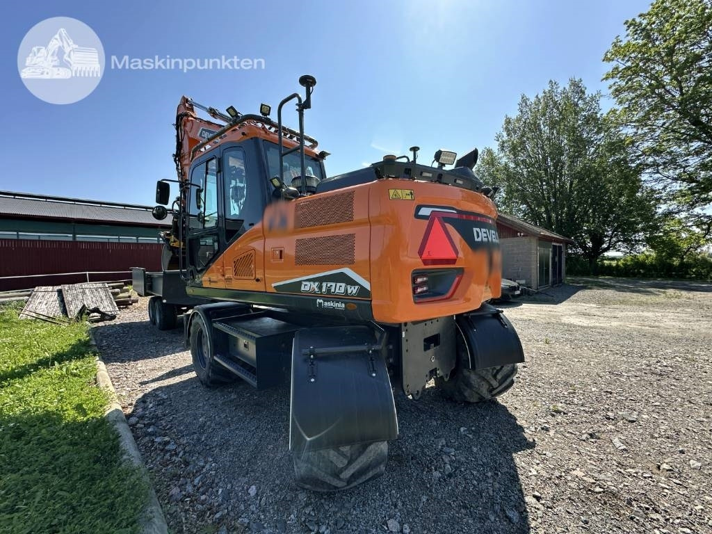 Develon DX 170 W-7 - Wheel excavator: picture 3 Develon DX 170 W-7 - Wheel excavator: picture 3